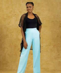 Woman wearing light blue wide-leg pants with black bodysuit and mesh kimono – Breez Set