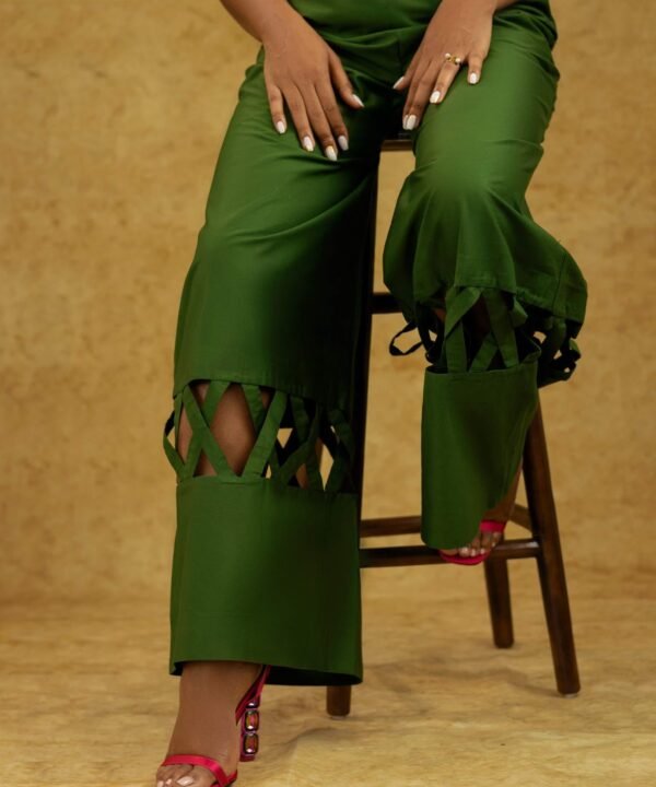 Zuri Set – Women's Puff Sleeve Corset Top & Wide-Leg Pants with Cutout Hem | Bold & Elegant Two-Piece Outfit - Image 3