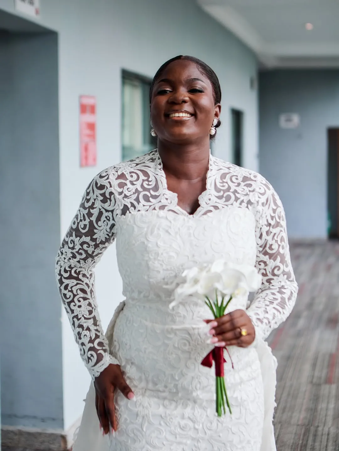 An image of a premium bespoke bridal dress for women