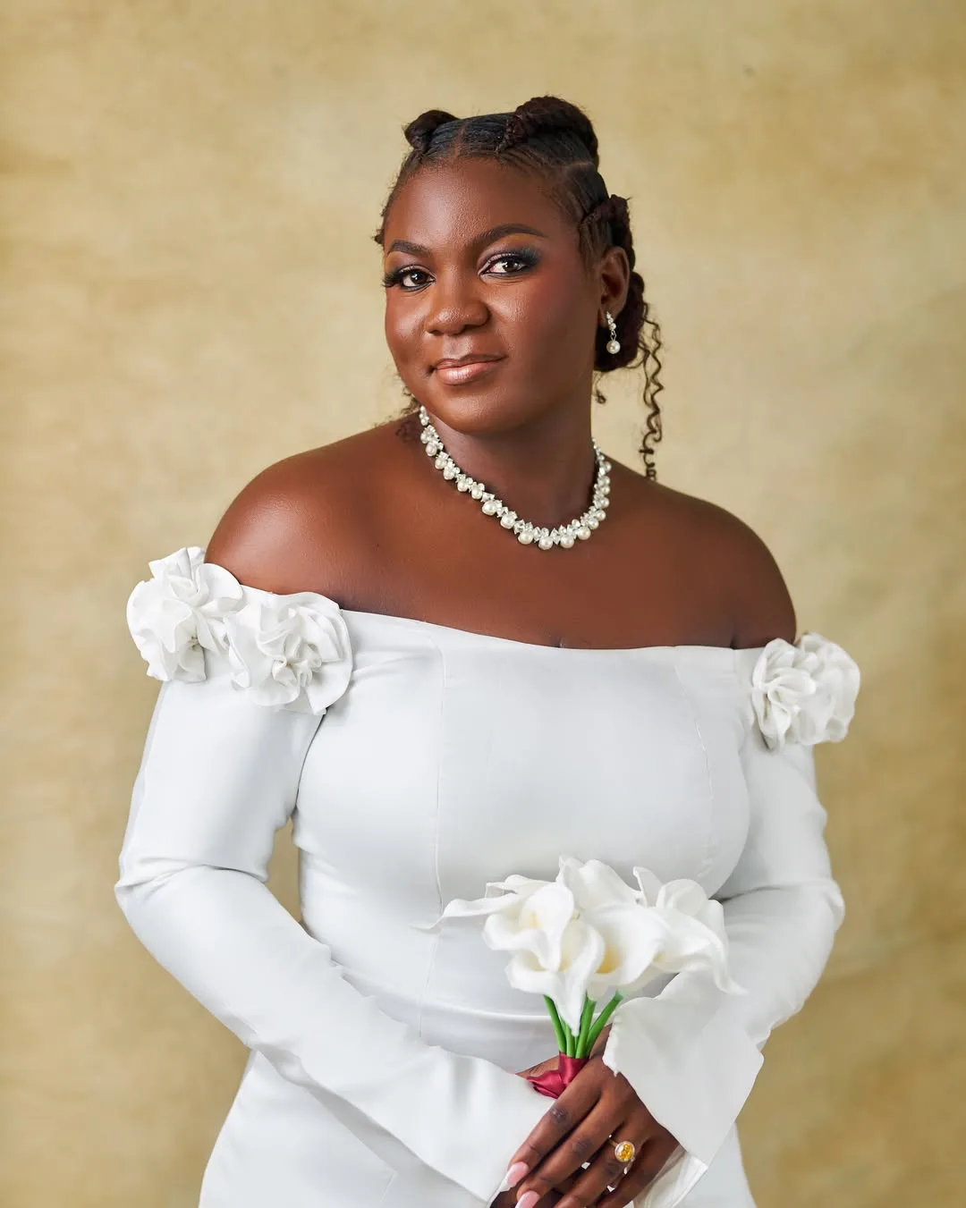An image of a white court wedding dress for women